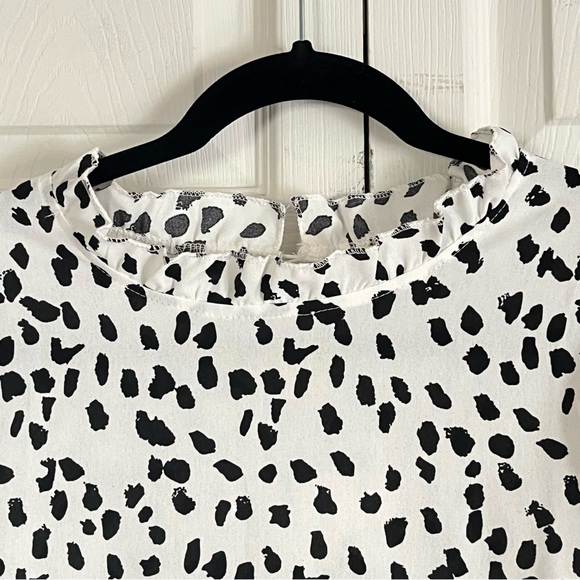 ANGASHION Dreaming of New Adventures Spotted Babydoll Ruffled Tiered Top Medium - Picture 3 of 12